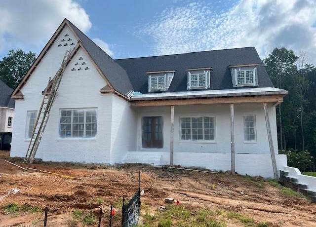 Property at 3814 Pinewood Lake Dr, Winston-salem, NC 27106, 4 beds, 4.5 baths