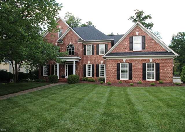 Property at 2 Windrock Way, Greensboro, NC 27455, 4 beds, 3.5 baths
