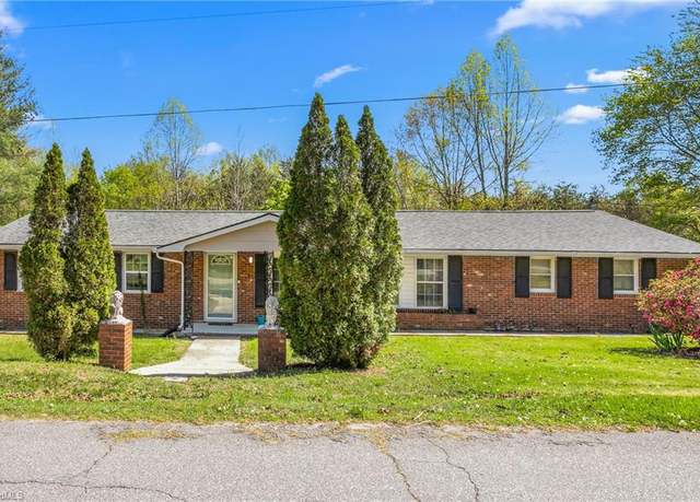 Property at 223 W Matthews St, Stoneville, NC 27048, 4 beds, 3 baths