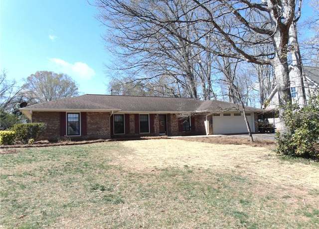 Property at 1010 Kelwyn Ln, Lewisville, NC 27023, 3 beds, 2 baths