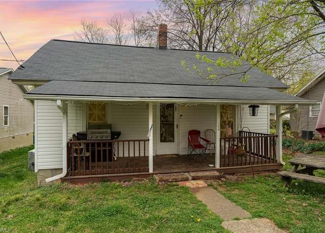 Property at 1010 Cranbrook St, Greensboro, NC 27407, 2 beds, 1 bath