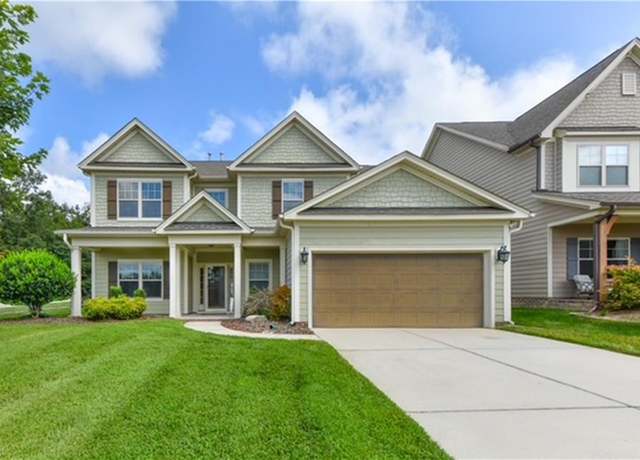 Property at 2403 Hammock Dr, High Point, NC 27265, 5 beds, 3.5 baths