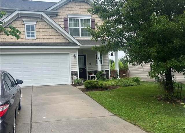 Property at 2466 Ingleside Dr, High Point, NC 27265, 3 beds, 2.5 baths