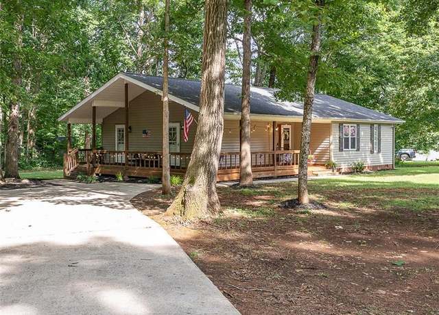 Property at 3753 Libertys Run Dr, Sophia, NC 27350, 3 beds, 2 baths