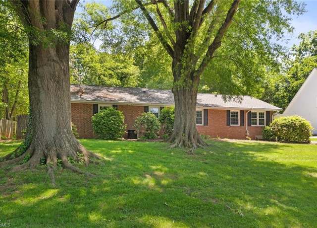 Property at 862 Kenwick Dr, Winston-salem, NC 27106, 4 beds, 3 baths