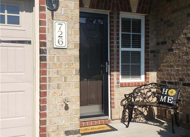 Property at 726 Sterling Brooke Ct, Winston-salem, NC 27103, 2 beds, 2.5 baths