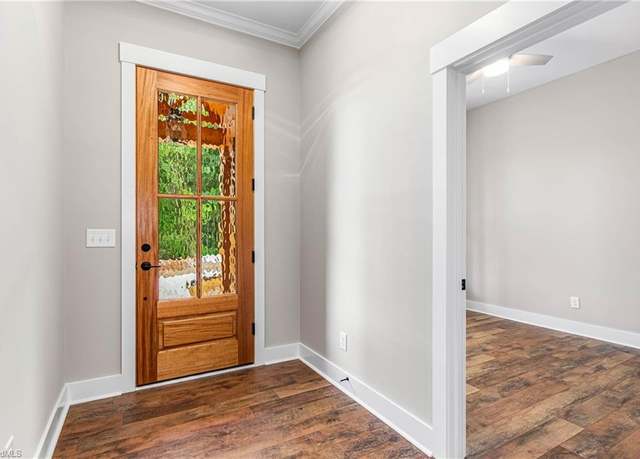 Property at 4619 Cedar Farm Ln, Pfafftown, NC 27040, 3 beds, 2.5 baths