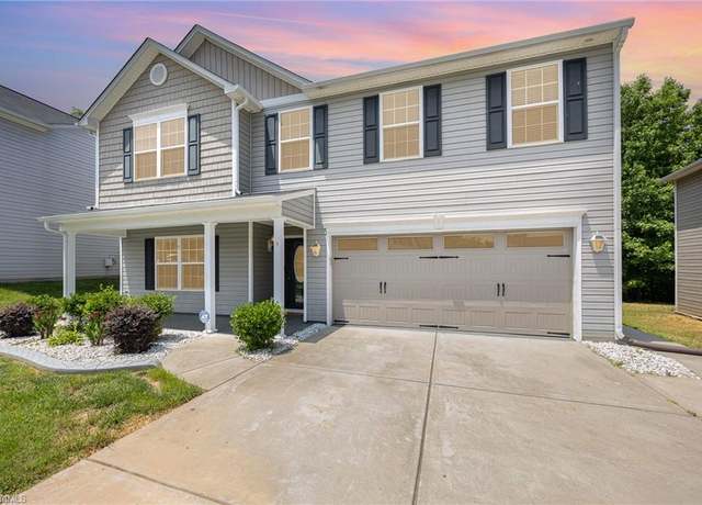 Property at 3437 Anita Glen Dr, Greensboro, NC 27405, 3 beds, 2.5 baths