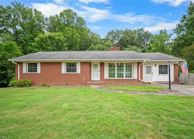 Property at 108 Jefferson St, Lexington, NC 27295, 3 beds, 2 baths