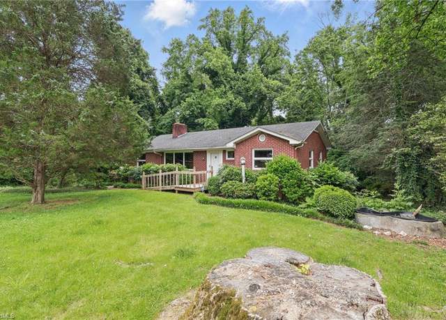 Property at 2042 Truelove Ln, Winston-salem, NC 27127, 3 beds, 2 baths