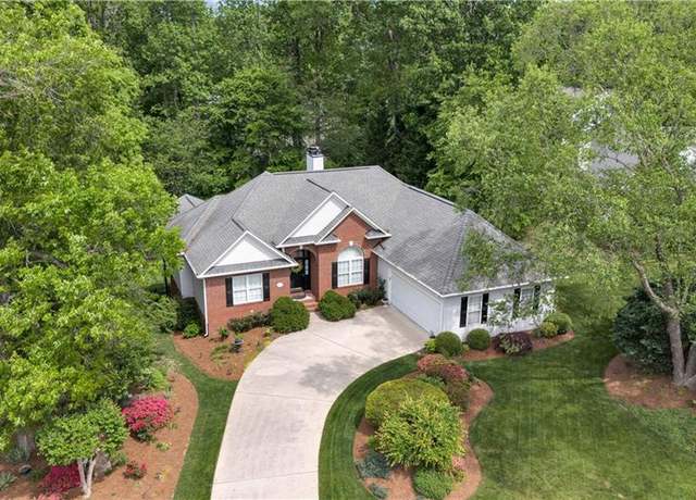 Property at 202 Daniel Paul Dr, Archdale, NC 27263, 3 beds, 2.5 baths