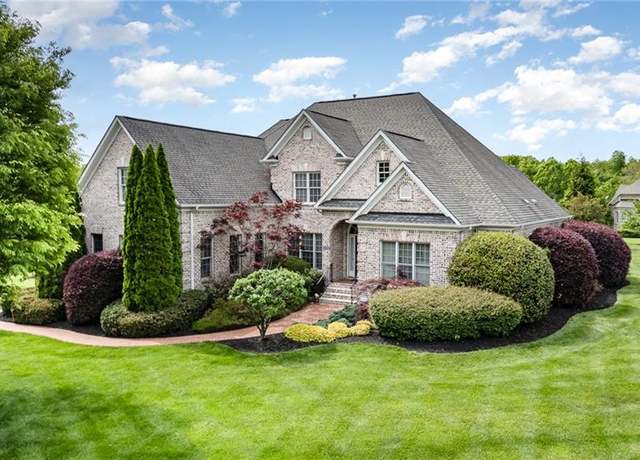 Property at 7469 Henson Forest Dr, Summerfield, NC 27358, 4 beds, 4 baths