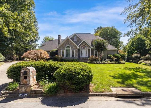 Property at 1902 Rockglen Ln, Greensboro, NC 27410, 4 beds, 4.5 baths