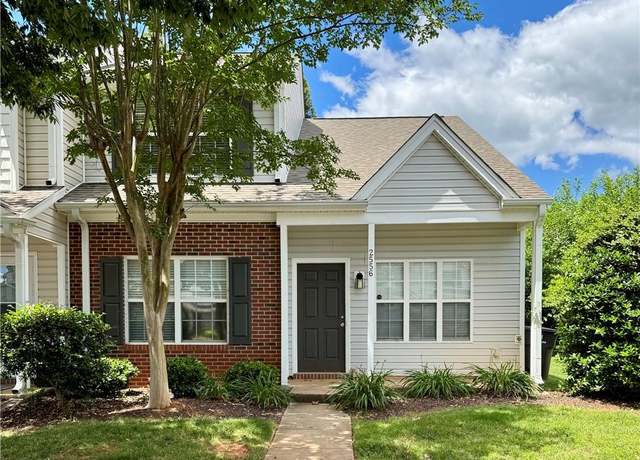 Property at 2556 Halle Ann Cir, Winston-salem, NC 27103, 3 beds, 2.5 baths