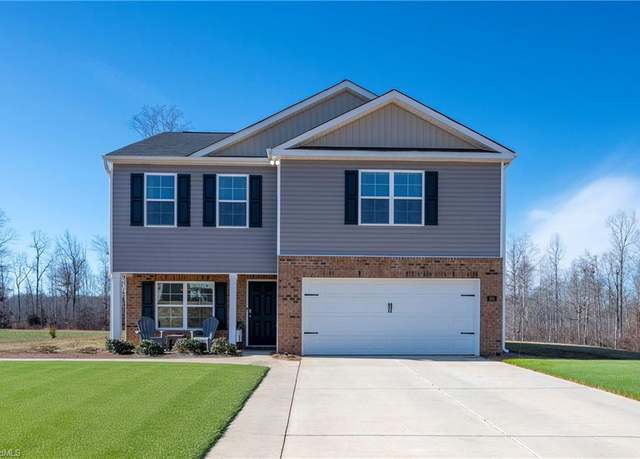 Property at 264 Culloden Dr, Mocksville, NC 27028, 4 beds, 2.5 baths