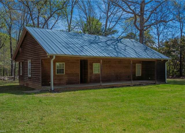 Property at 515 Robert Hargrave Rd, Lexington, NC 27292, 3 beds, 2 baths