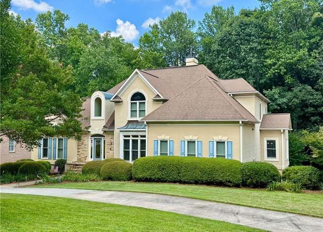 Property at 113 Finborough Ct, Kernersville, NC 27284, 4 beds, 5.5 baths