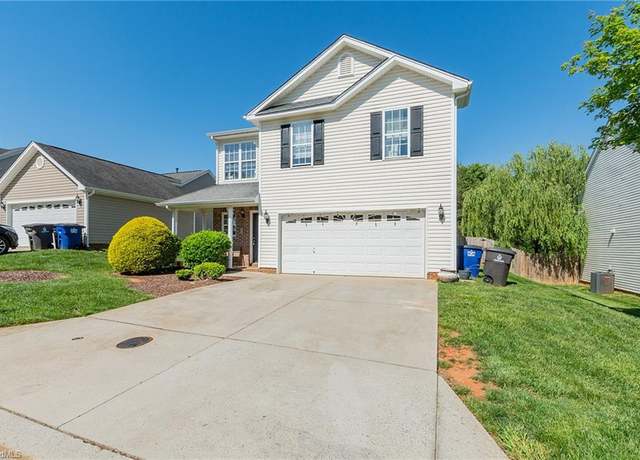 Property at 929 Peachtree Meadows Cir, Kernersville, NC 27284, 4 beds, 2.5 baths