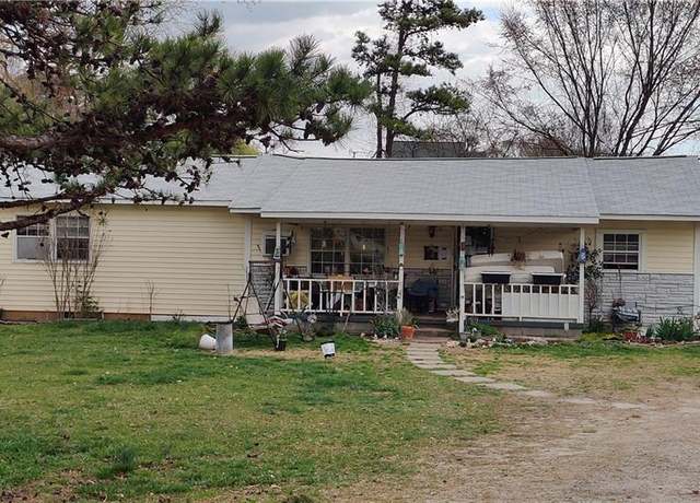 Property at 2503 W Vandalia Rd, Greensboro, NC 27407, 4 beds, 2 baths