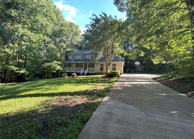 Property at 172 Cody Dr, Thomasville, NC 27360, 3 beds, 2.5 baths