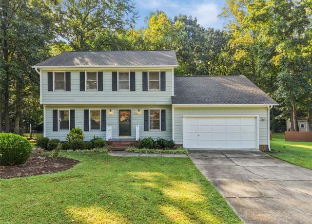 Property at 1110 New Hampshire Dr, Jamestown, NC 27282, 4 beds, 2.5 baths
