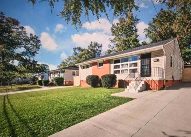 Property at 1602 Crystal Ln, Greensboro, NC 27403, 3 beds, 1.5 baths