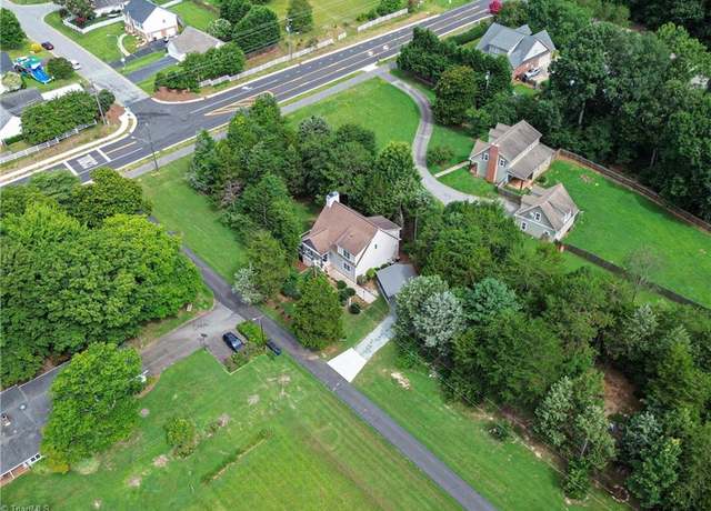 Property at 5367 Darwood Estate Ln, Winston-salem, NC 27106, 3 beds, 2.5 baths