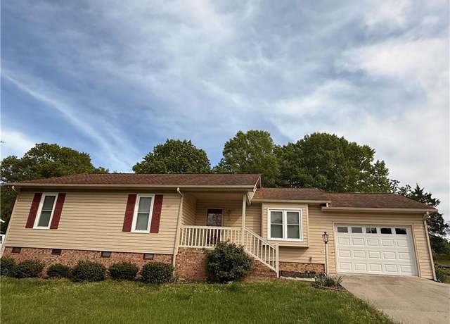 Property at 121 Brookhollow Ln, Archdale, NC 27263, 3 beds, 2 baths