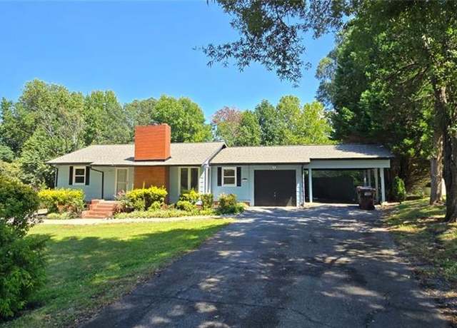Property at 3406 Rolling Rd, High Point, NC 27265, 3 beds, 2 baths