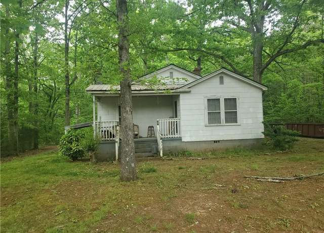 Property at 318 Virgil Hill Rd, Asheboro, NC 27205, 2 beds, 1.5 baths