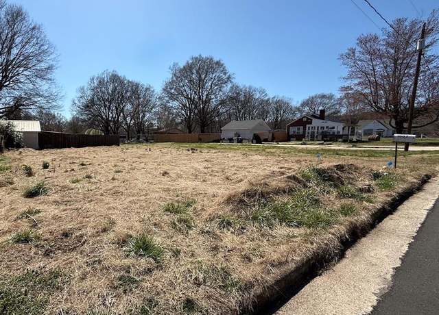 Property at 1002 W Jackson St, Mayodan, NC 27027