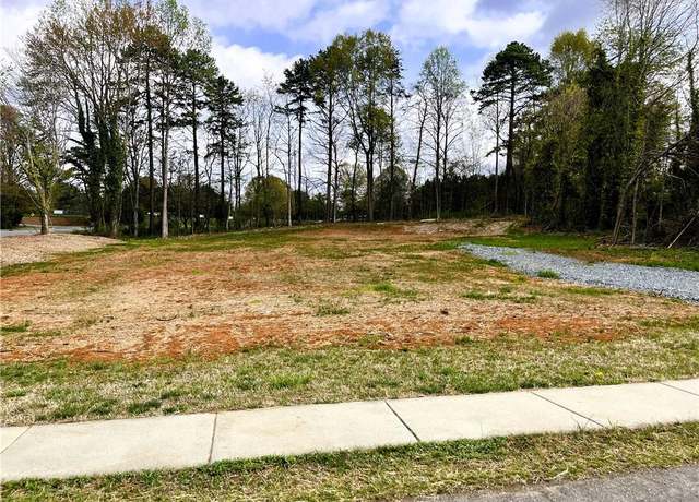 Property at 130 Recreation Acres Ln, King, NC 27021
