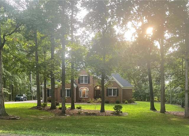 Property at 124 Doverstone Ct, Lexington, NC 27292, 3 beds, 2.5 baths