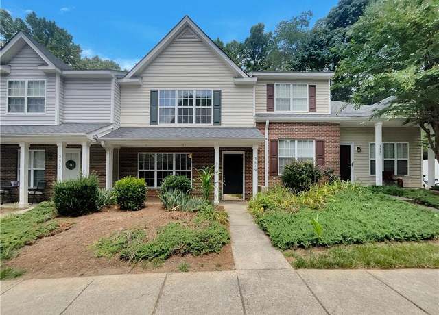 Property at 3819 Winborne Ln, Greensboro, NC 27410, 2 beds, 2.5 baths