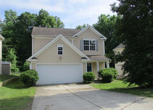 Property at 917 Avalon Acres Ct, High Point, NC 27265, 3 beds, 2.5 baths
