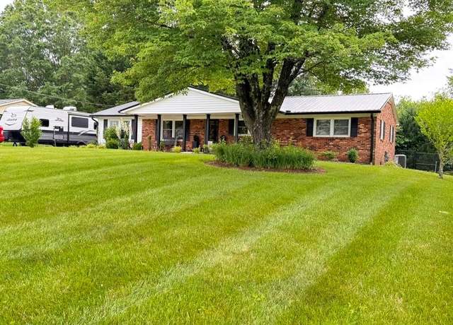 Property at 110 Asheview Ct, King, NC 27021, 3 beds, 1.5 baths
