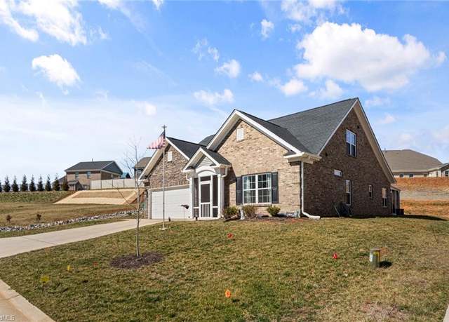 Property at 6235 Kershaw Meadows Rd, Pfafftown, NC 27040, 3 beds, 2.5 baths