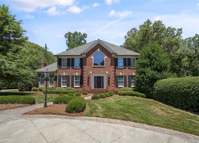 Property at 2515 Country Club Rd, Winston-salem, NC 27104, 4 beds, 3.5 baths