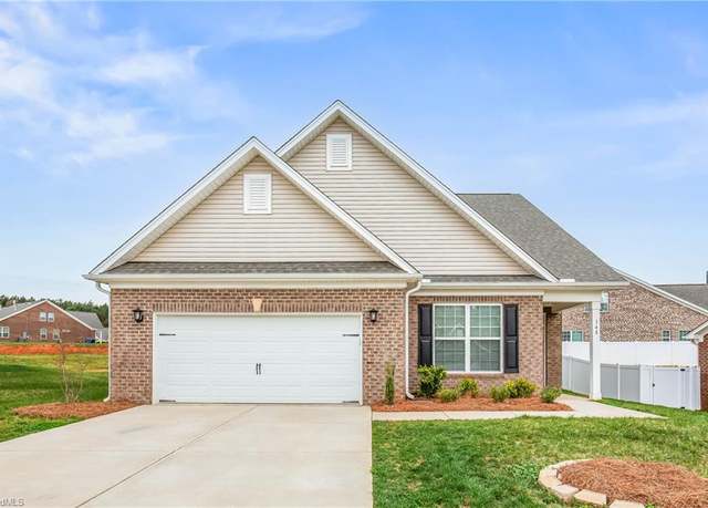 Property at 148 Crestland Dr, Kernersville, NC 27284, 2 beds, 2.5 baths