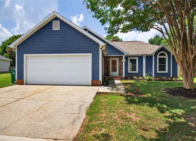 Property at 1811 Tufnell Ct, Charlotte, NC 28262, 3 beds, 2 baths