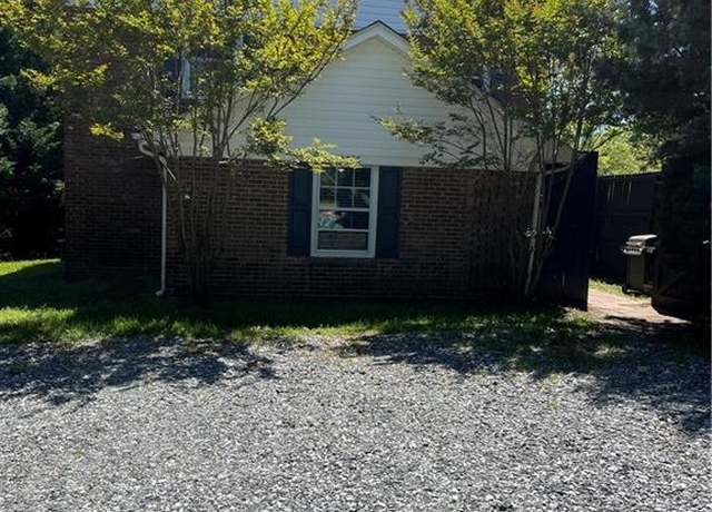 Property at 2708 Mcconnell Rd, Greensboro, NC 27401, 3 beds, 2.5 baths