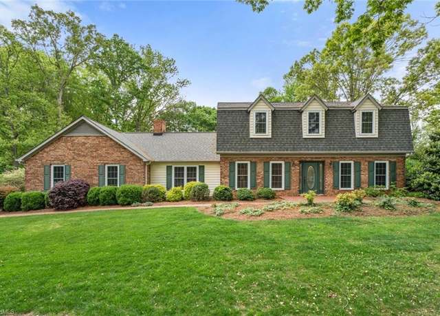 Property at 429 Drayton Park Dr, Kernersville, NC 27284, 4 beds, 3 baths