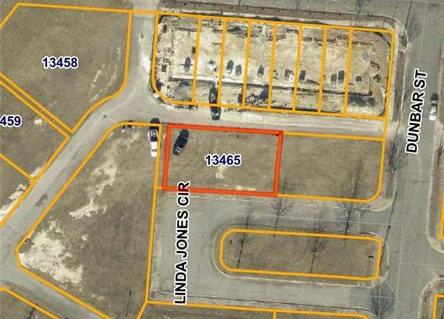 Property at 6 Linda Jones Ave, Greensboro, NC 27401