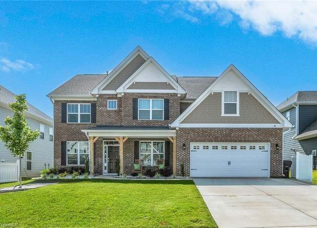 Property at 4274 Pelican St, High Point, NC 27265, 5 beds, 4 baths