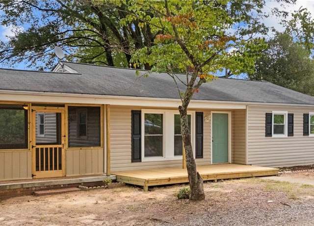 Property at 581 Williams Rd, Madison, NC 27025, 3 beds, 1 bath