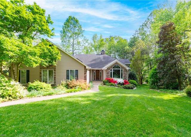 Property at 3909 Buncombe Dr, Greensboro, NC 27407, 4 beds, 3 baths
