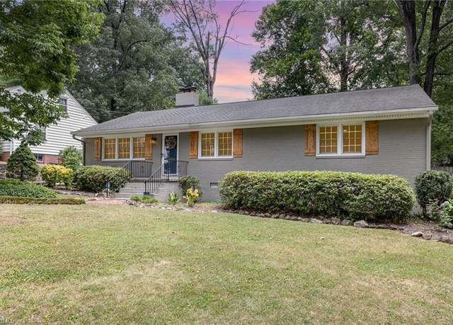 Property at 504 Florham Dr, High Point, NC 27262, 3 beds, 2 baths