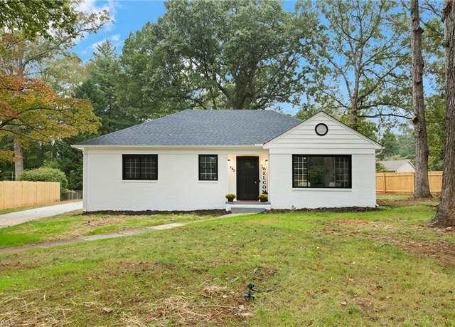 Property at 940 N Peace Haven Rd, Winston-salem, NC 27104, 3 beds, 2 baths