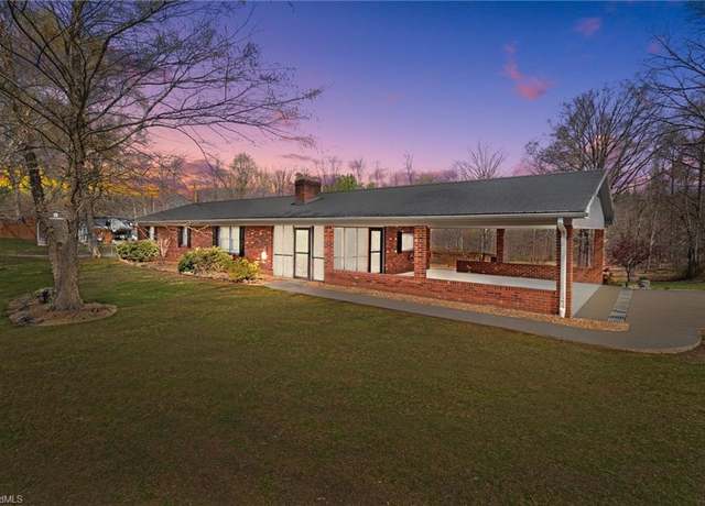Property at 996 Wyo Rd, Mocksville, NC 27028, 3 beds, 2 baths