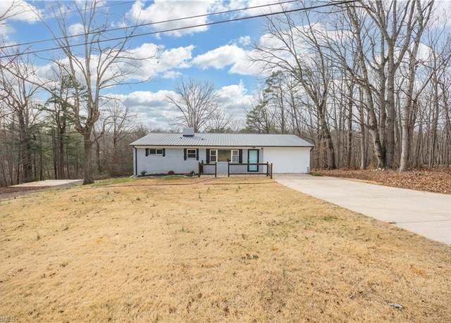 Property at 2006 Lambert Dr, Asheboro, NC 27205, 3 beds, 2.5 baths